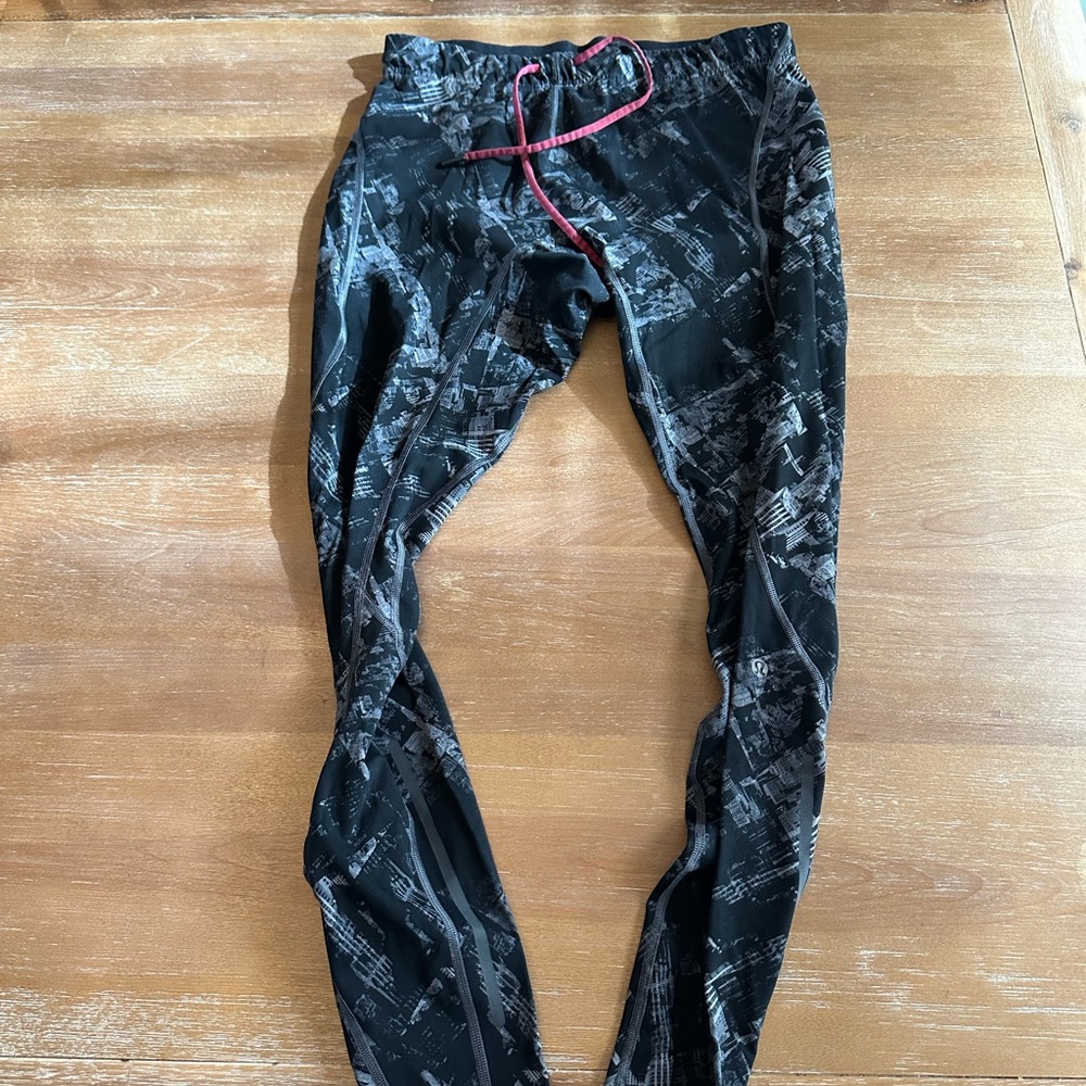 Lululemon Athletica Black and Gray Running Tights